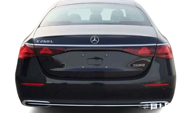 2024_Mercedes-Benz_E-Class_LWB_Spied_China_1683872412566-removebg-preview
